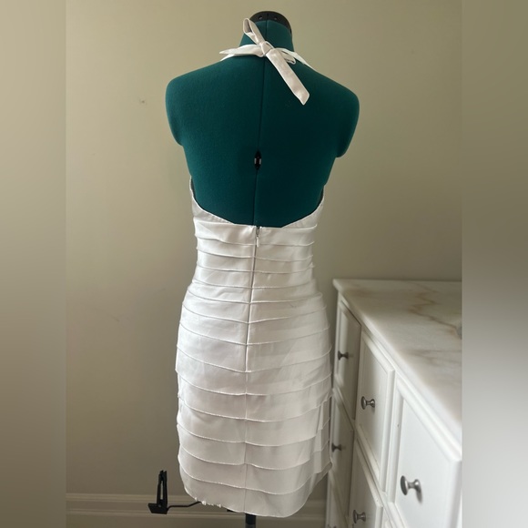 BCBG Maxazria Halter Dress (White, US 6) - Picture 3 of 3